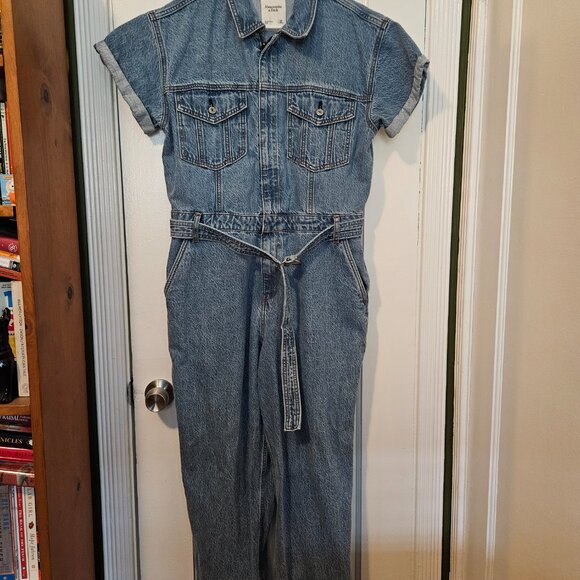 NWOT Abercrombie and Fitch 90s Relaxed Denim Jumpsuit Large Petite - Picture 3 of 8